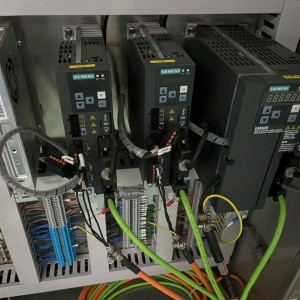 伺服电机及驱动控制系统成套设备